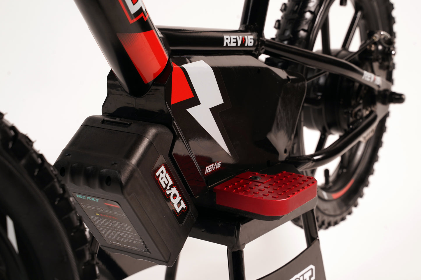Revolt 16 EDRIVE Brushless - LIMITED EDITION CUSTOM COLORS