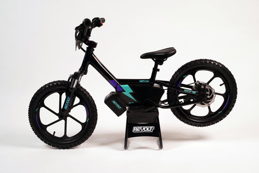 Revolt 16 EDRIVE Brushless Black and Teal