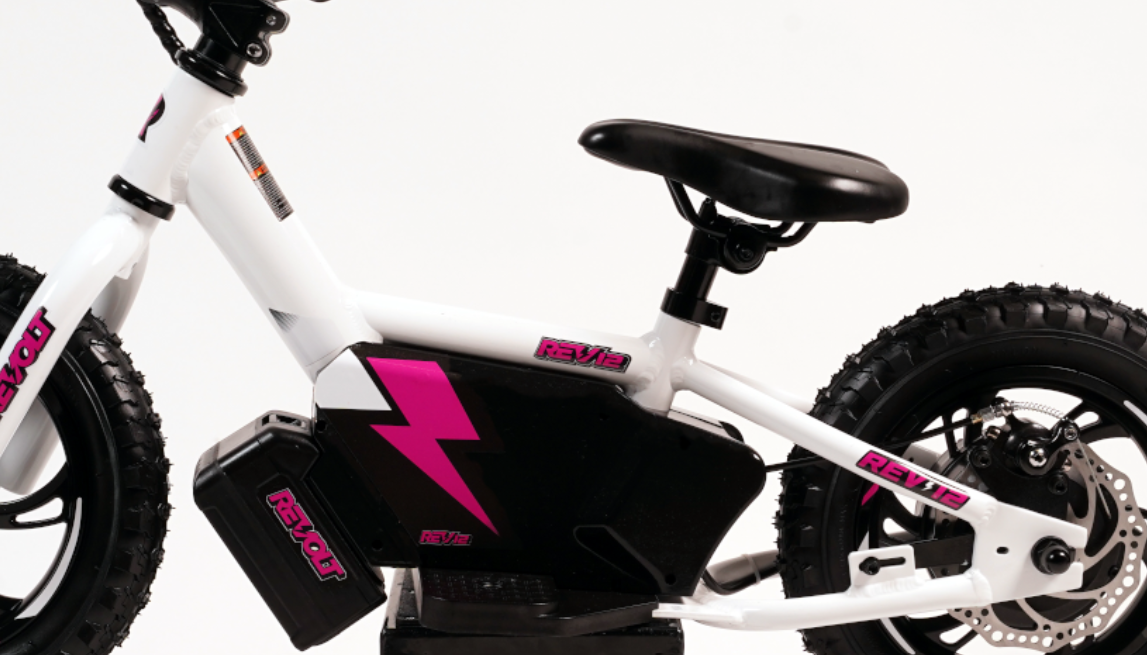 Revolt 12 E-DRIVE Brushless White and Pink